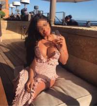 Mersin Yabancı Escort Sunar: Şehvet Dolu Bir Gece