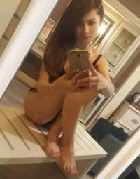 Mersin Yabancı Escort'un Hikayesi: Zarif ve Büyüleyici