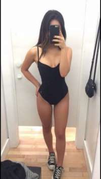 Silifke Taşucu Escort: Bakımlı ve Güzel - 58kg, 157cm'de Çekicilik